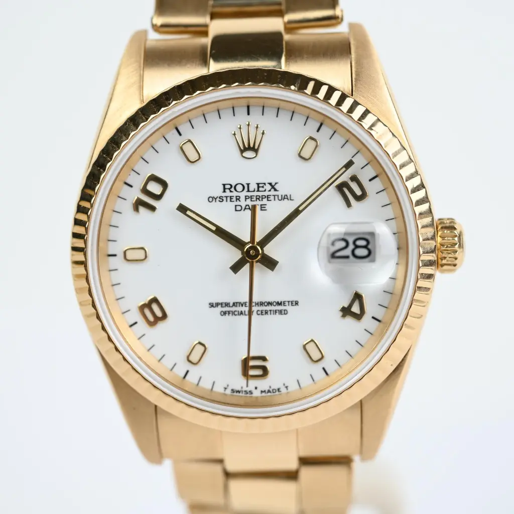 Rolex-Oyster-Date-15238-5.webp