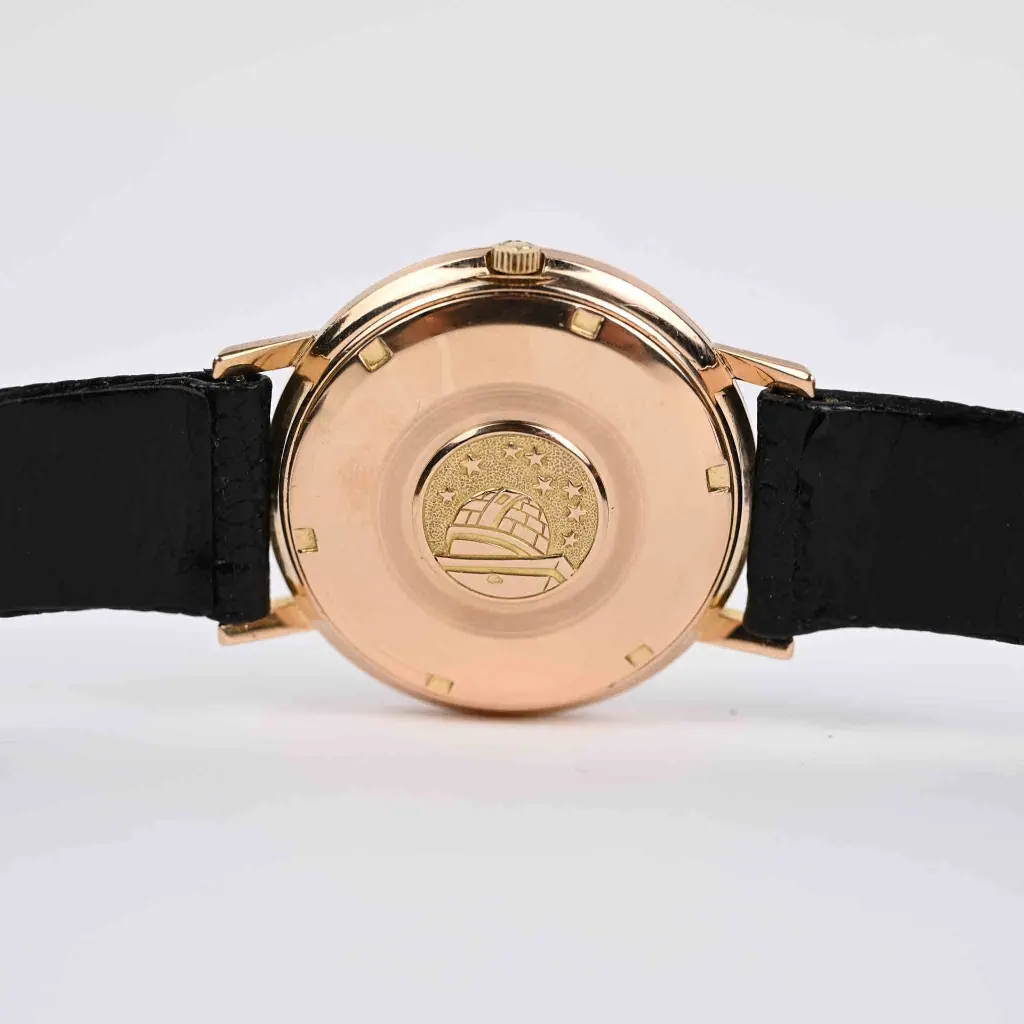 Omega-Constellation-Pie-Pan-1683004-03.webp