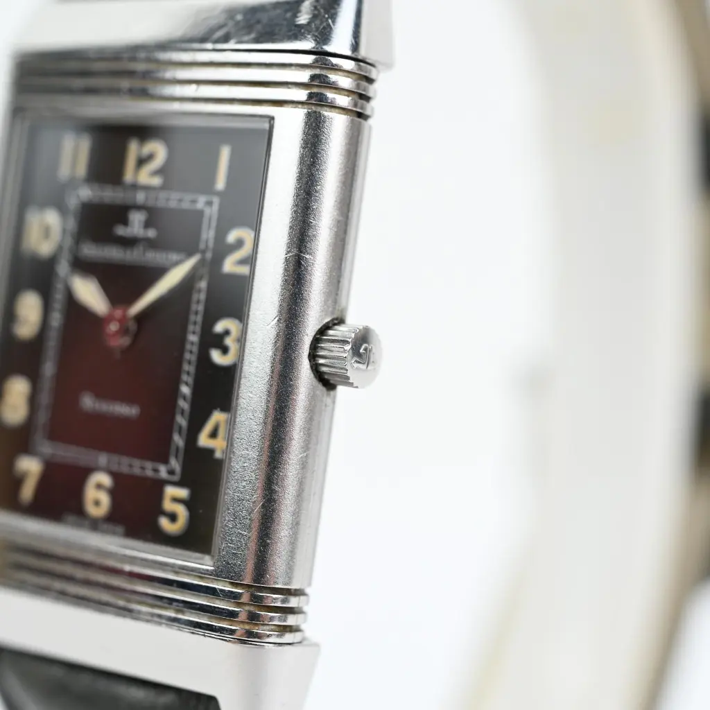 Jaeger-LeCoultre-Reverso-Shadow-251.8.86-04.webp