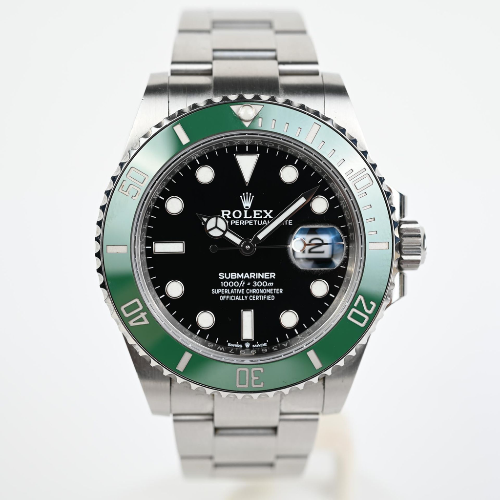 Rolex-Submariner-Date-Starbucks-126610LV-9.webp