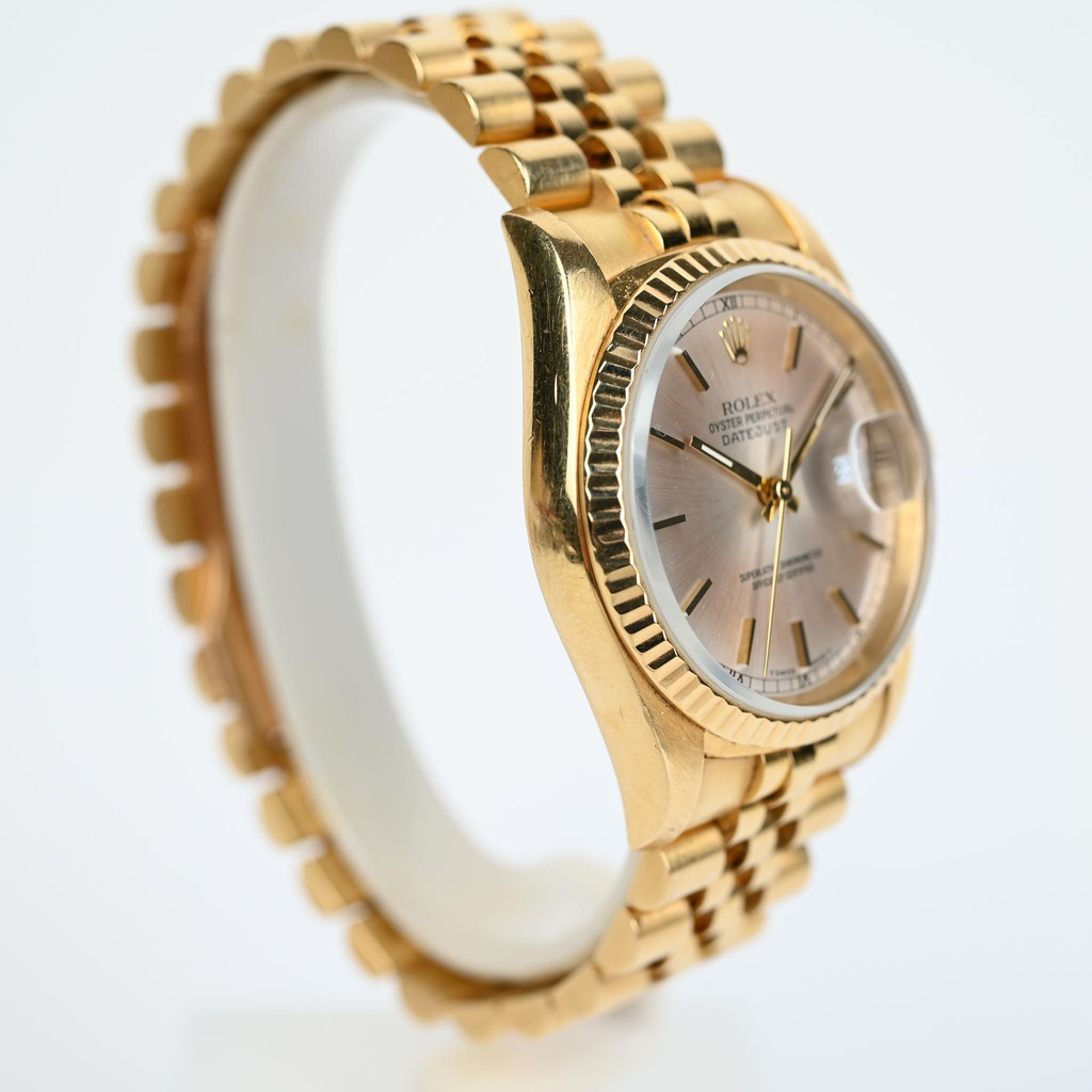 Rolex-Datejust-18K-16238-09.webp