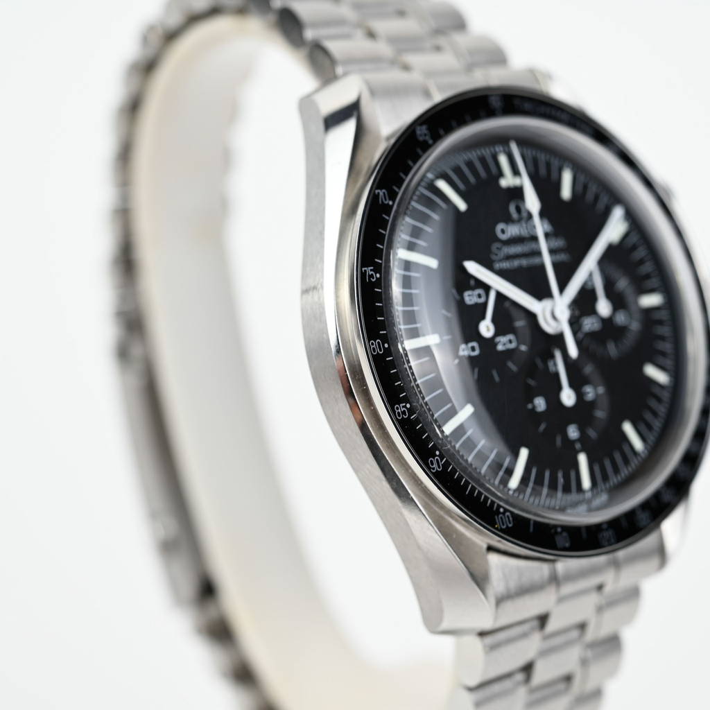 Omega Speedmaster Moonwatch 310030425001001.webp