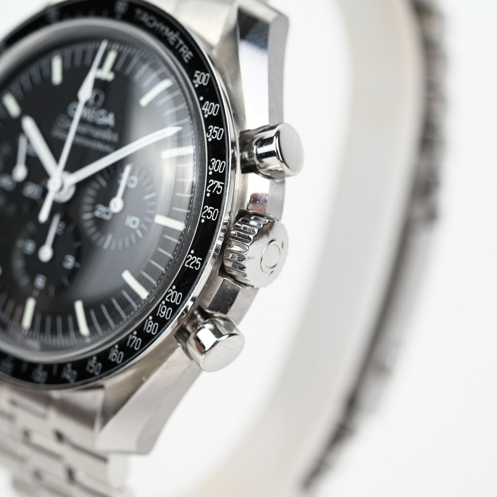 Omega Speedmaster Moonwatch 310030425001001.webp