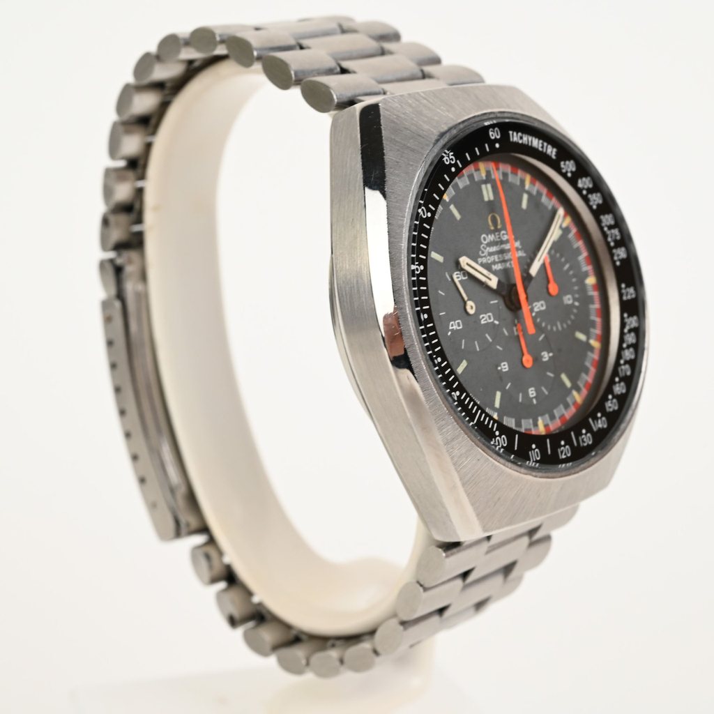 Omega Speedmaster Mark II Racing Dial 145014.webp