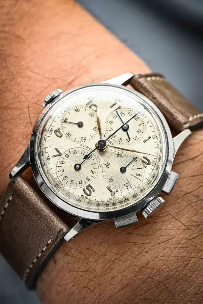 Universal Geneve Aero Compax